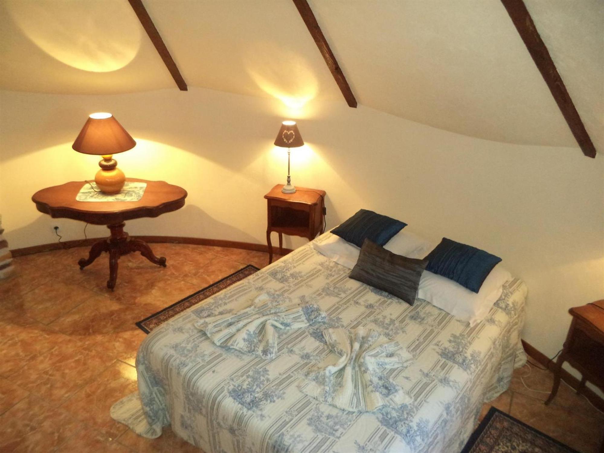 Trois Logements Independant Au Grande Vigne Saint-Étienne-sous-Bailleul Quarto foto