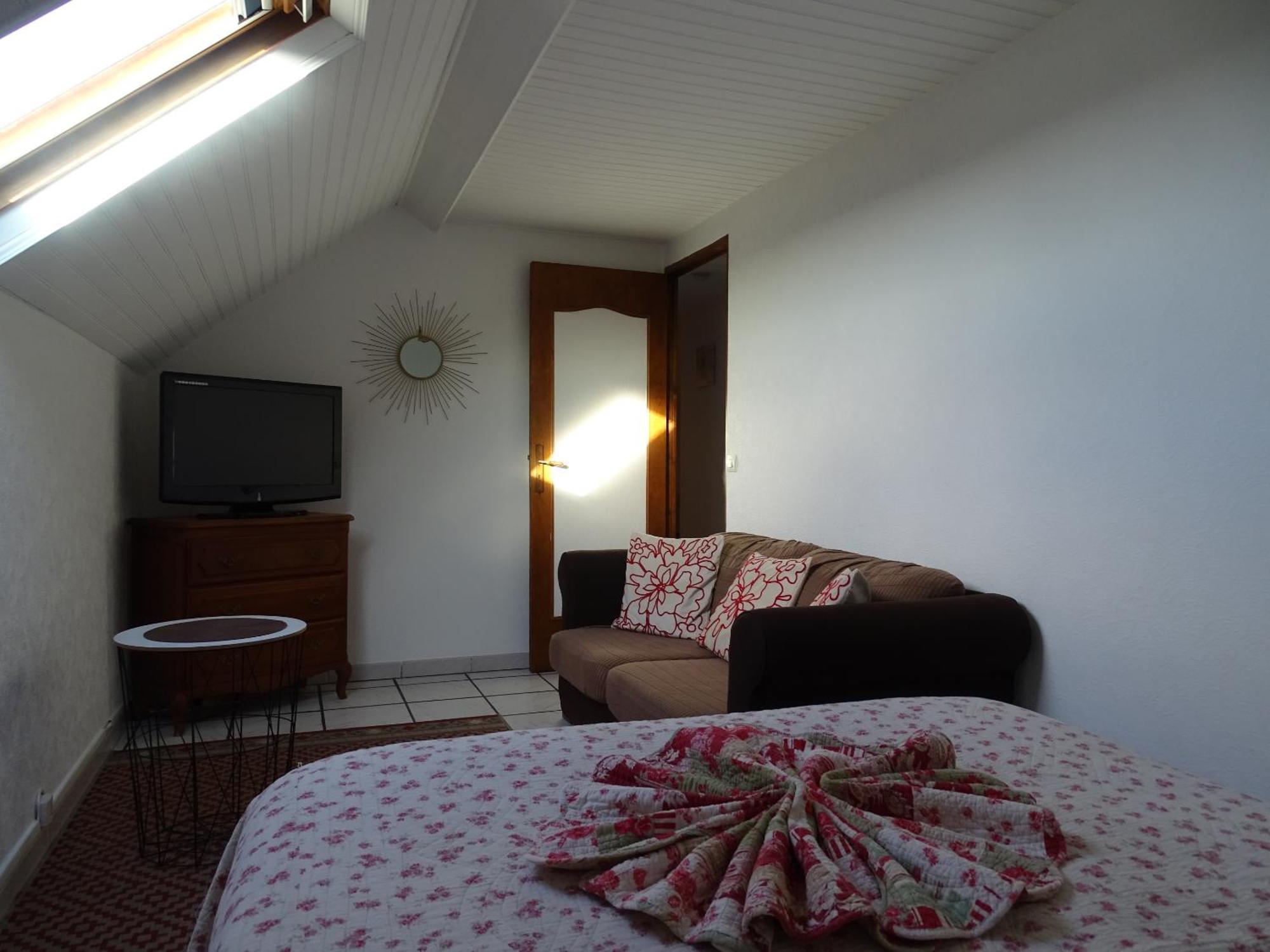 Trois Logements Independant Au Grande Vigne Saint-Étienne-sous-Bailleul Quarto foto